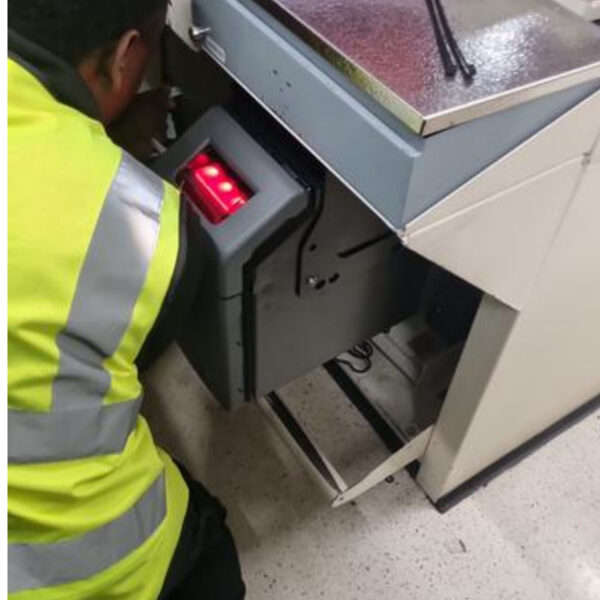 Major Retailier cash collection & management equipment roll outs UK nationwide.